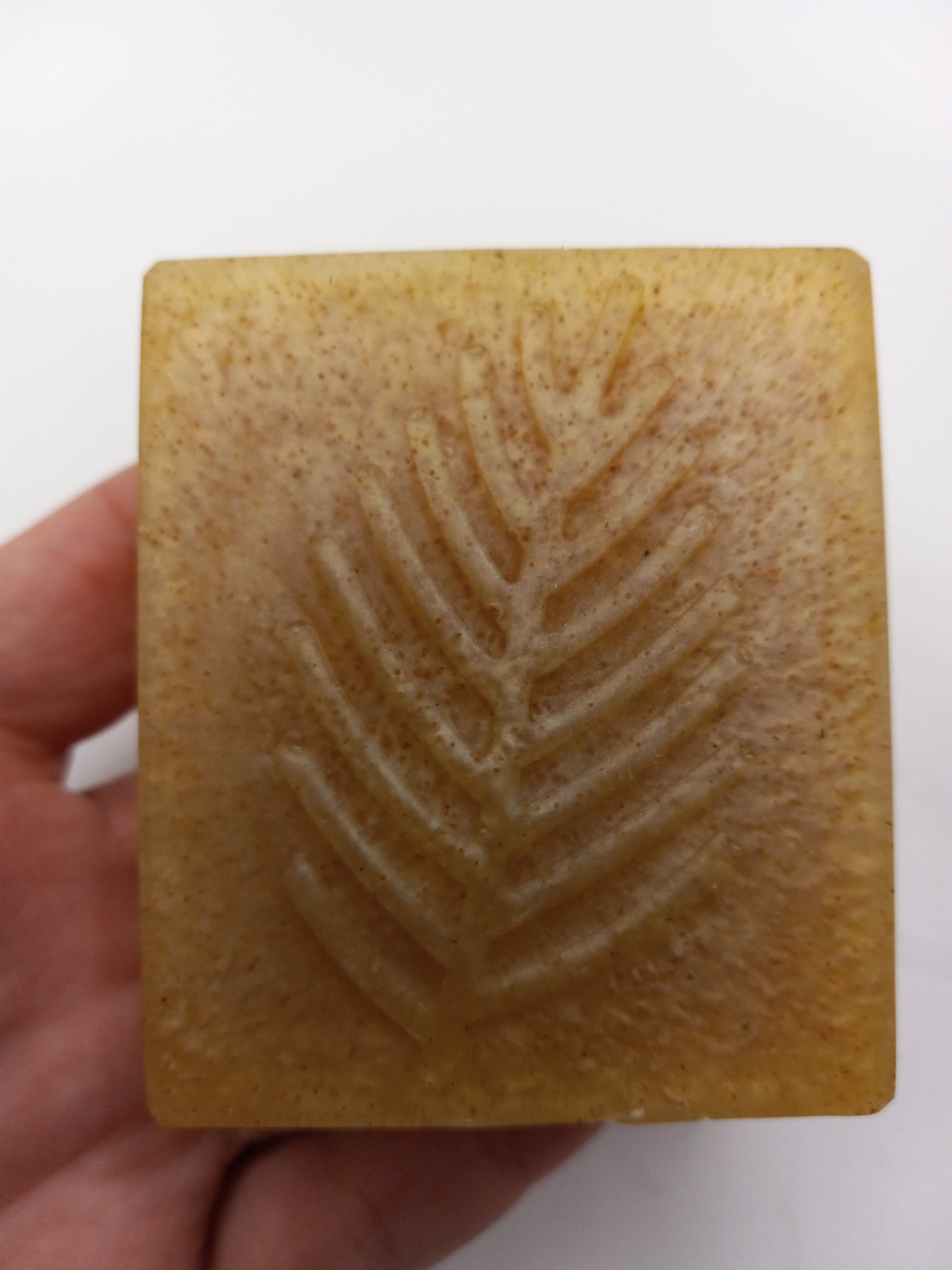 White Lily and Aloe- Hand Poured Exfoliating Honey Soap